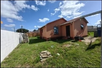 2 Bedroom Property for Sale in Amalinda Eastern Cape